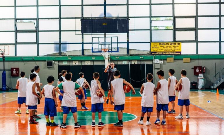 Real Madrid Basketball Camp: Αρχή δουλειάς με συμβουλές από τον Τσαρτσαρή (Vid)